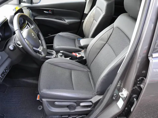 Suzuki S-Cross 1.4 T Sakura Top Hybrid 4x4