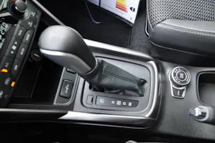 Suzuki S-Cross 1.4 T Sakura Top Hybrid 4x4