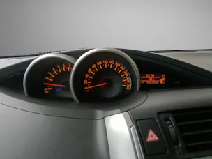 Toyota Verso 1.6 VVT-i Terra 5P