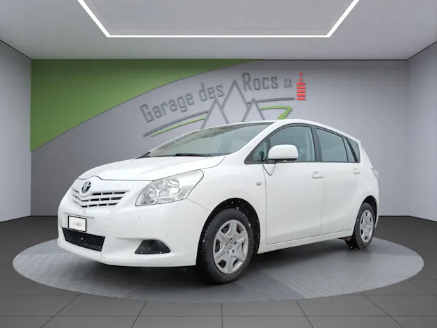 Toyota Verso 1.6 VVT-i Terra 5P