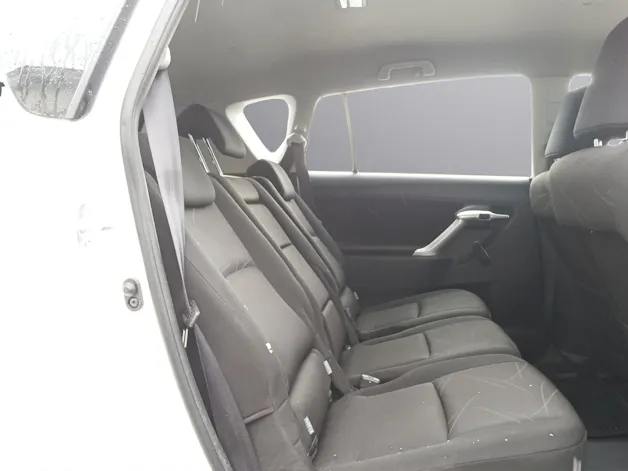 Toyota Verso 1.6 VVT-i Terra 5P