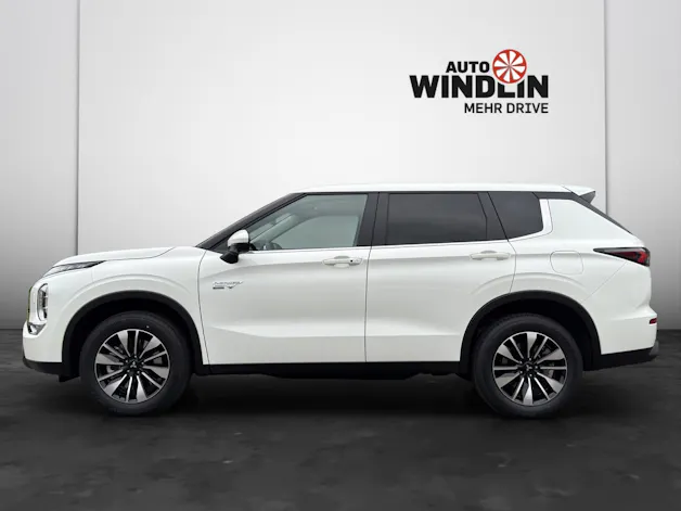 Mitsubishi Outlander 2.4 PHEV Invite 4x4