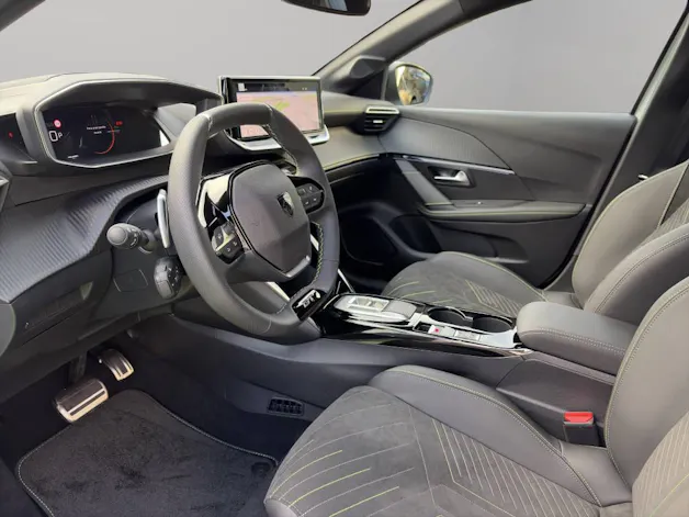 Peugeot 208 1.2 Hybrid 145 GT