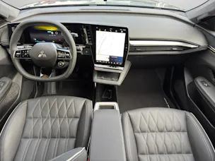 Mitsubishi Eclipse Cross Instyle 87kWh