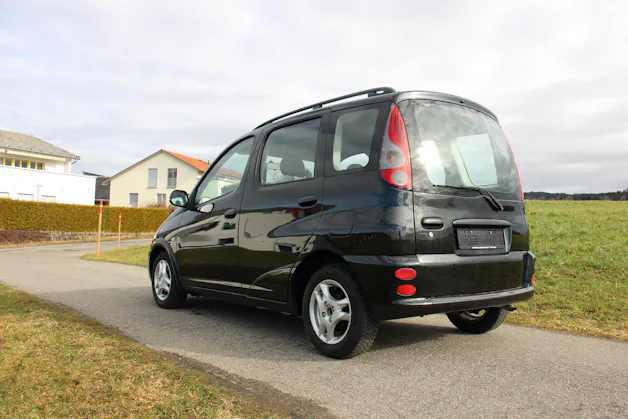 Toyota Yaris Verso 1.3 16V Linea Sol
