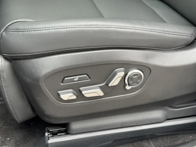 Hyundai Ioniq 9 Vertex Calligraphy 4WD Performace 6Pl.