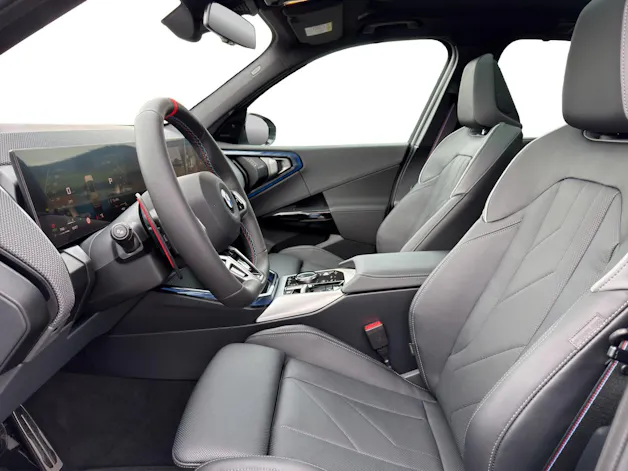 BMW X3 M50i