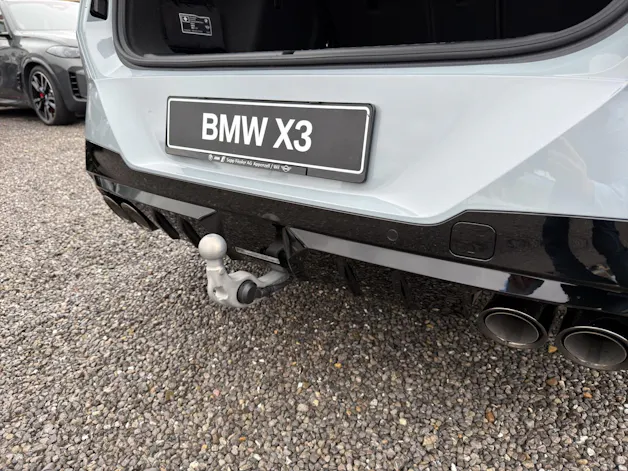 BMW X3 M50i