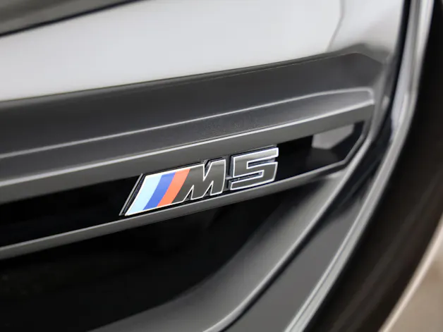 BMW M5 xDrive Touring