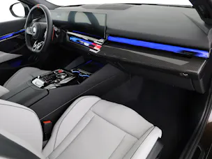 BMW M5 xDrive Touring