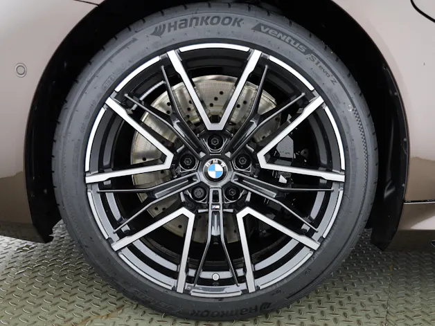 BMW M5 xDrive Touring