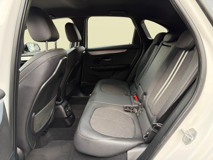 immagine del veicolo BMW 2 SERIES