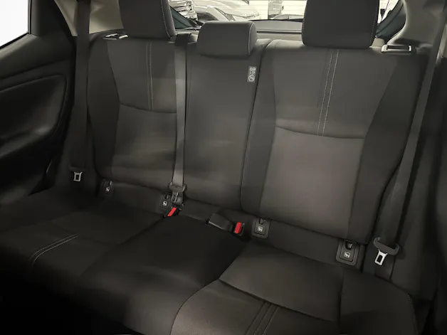 Toyota Yaris 1.5 VVT-i HSD Trend