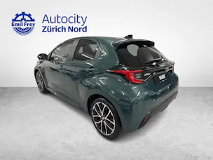 Toyota Yaris 1.5 VVT-i HSD Trend