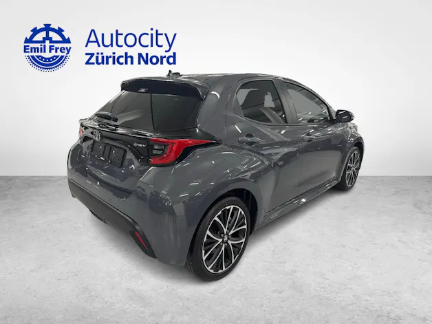 Toyota Yaris 1.5 VVT-i HSD Trend