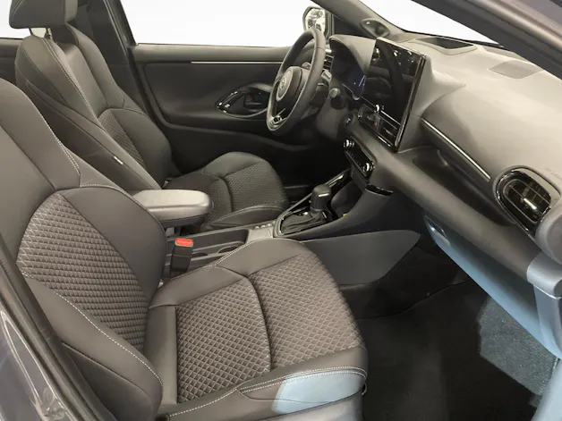 Toyota Yaris 1.5 VVT-i HSD Premium