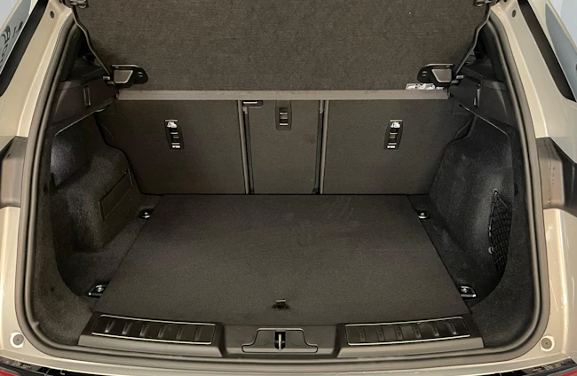 Vehicle image 11 Vehicle image 11