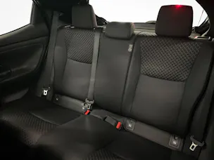 Toyota Yaris 1.5 VVT-i HSD Premium