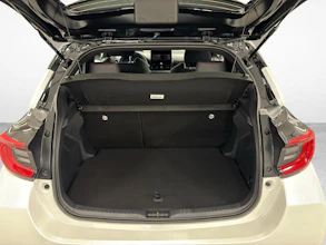 https://vehicle.imgix.net/4203095/527b5c91-2a9b-42ac-a82f-93f96f5d168b.jpg