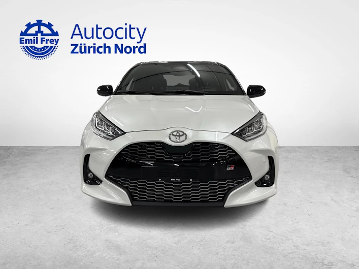 Fahrzeugbild TOYOTA YARIS