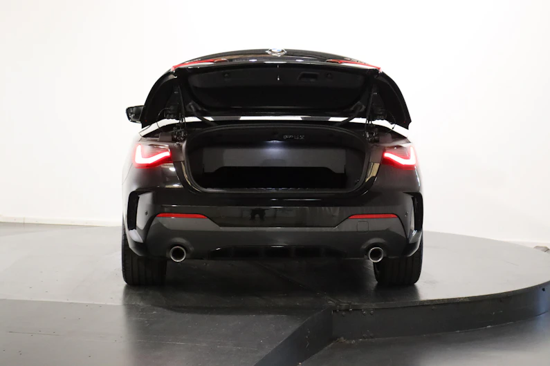 Fahrzeugbild BMW 4 SERIES