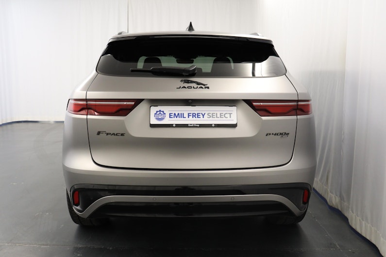 Vehicle image JAGUAR F-PACE