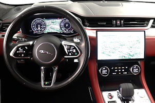 Vehicle image JAGUAR F-Pace 2.0 P400e R-Dynamic HSE AWD