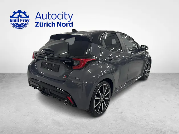 Toyota Yaris 1.5 VVT-i HSD GR Sport