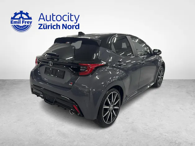 Toyota Yaris 1.5 VVT-i HSD GR Sport