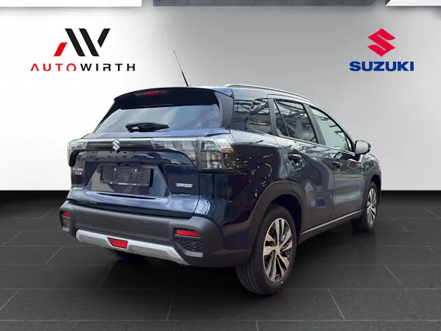 Suzuki S-Cross 1.4 T Sakura Top Hybrid 4x4