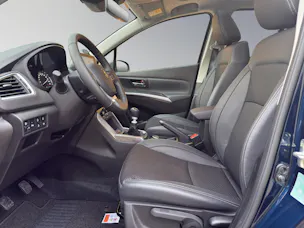 Suzuki S-Cross 1.4 T Sakura Top Hybrid 4x4