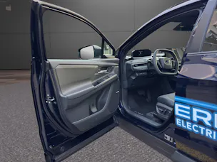 Subaru Solterra eV Luxury AWD