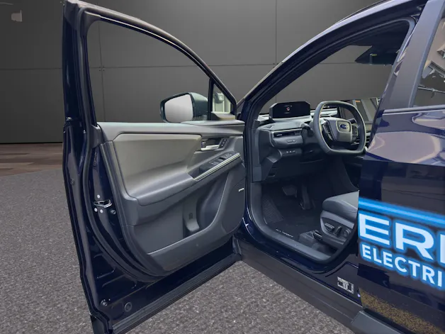 Subaru Solterra eV Luxury AWD