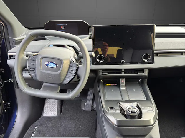 Subaru Solterra eV Luxury AWD