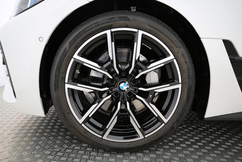 image du véhicule BMW 4 SERIES