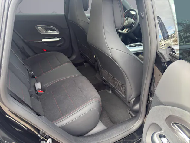 Mercedes-Benz CLA 220 AMG Line 4matic