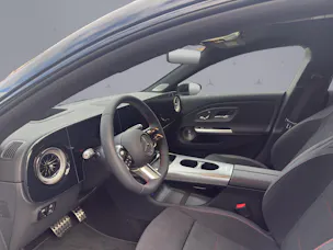 Mercedes-Benz CLA 220 AMG Line 4matic