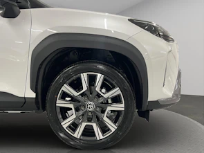 Fahrzeugbild TOYOTA Yaris Cross 1.5 VVT-i HSD Premium AWD-i