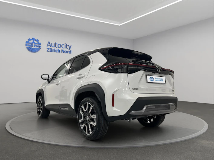 Fahrzeugbild TOYOTA YARIS CROSS