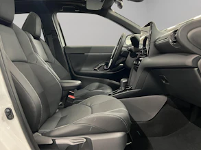 https://vehicle.imgix.net/4203481/eb769e91-5017-4d7e-8384-fba645e2c251.jpg