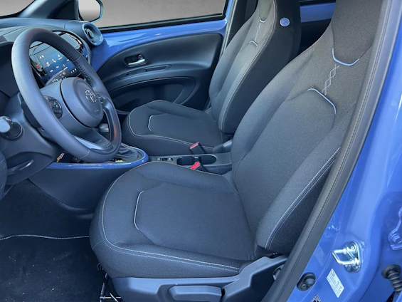 image du véhicule 8 image du véhicule 8