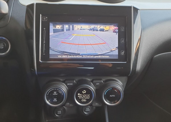 Vehicle image 14 Vehicle image 14