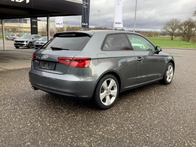 Audi A3 1.8 T FSI Ambition qu. S-Tr.
