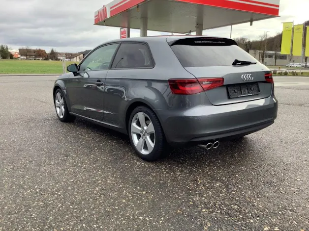 Audi A3 1.8 T FSI Ambition qu. S-Tr.