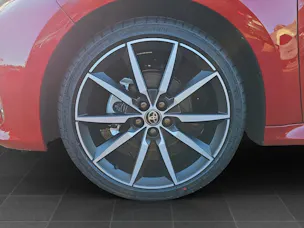 Toyota Yaris 1.5 VVT-i HSD GR Sport