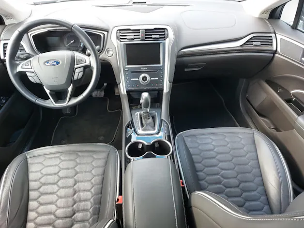 Ford Mondeo 2.0 HEV 187 Vignale