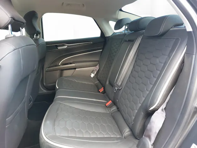 Ford Mondeo 2.0 HEV 187 Vignale