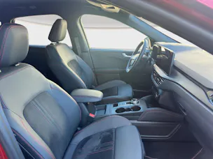 Ford Kuga 2.5 Hybrid ST-Line X 4x4