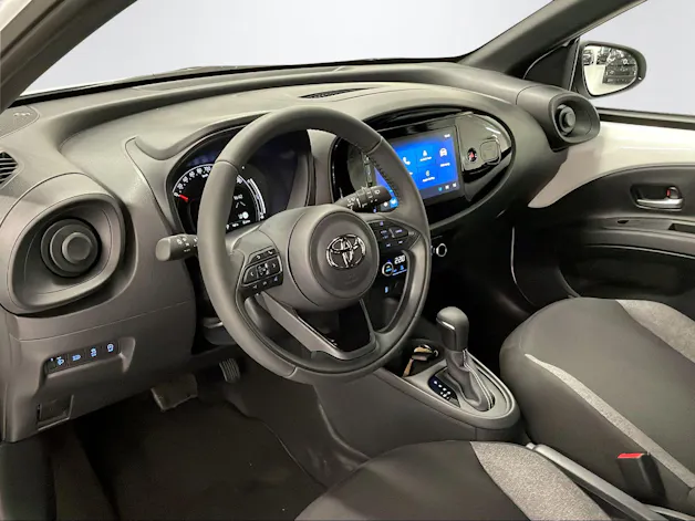 Toyota Aygo X 1.5 VVT-i HSD Comfort