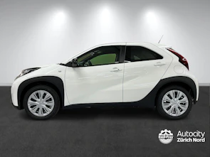Fahrzeugbild TOYOTA Aygo X 1.5 VVT-i HSD Comfort